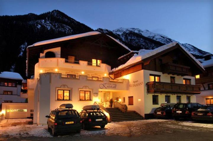 Hotel Kristall B&B Ишгль Экстерьер фото