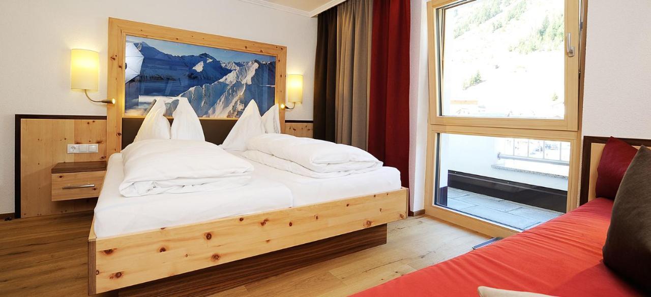 Hotel Kristall B&B Ишгль Экстерьер фото