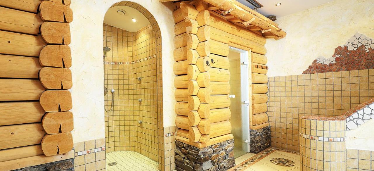 Hotel Kristall B&B Ишгль Экстерьер фото