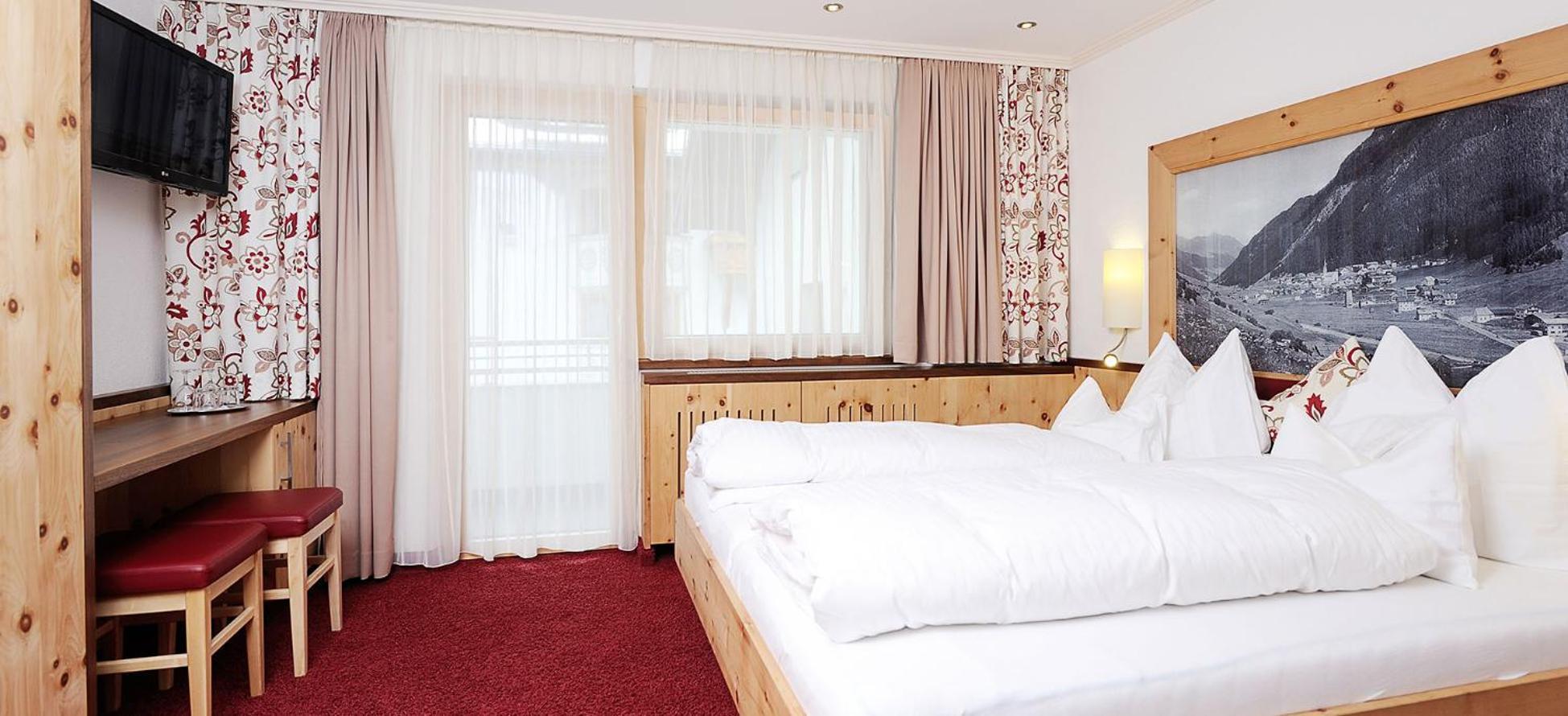 Hotel Kristall B&B Ишгль Экстерьер фото